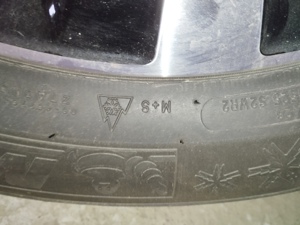Michelin M+S Reifen auf Alufelgen - wie neu  Bild 6