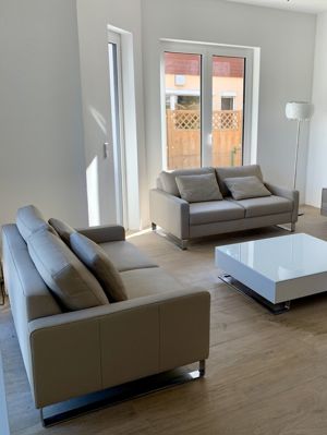 Sofa 2-Sitzer  Leder beige   Sand, Stahlfüße, B 160 cm