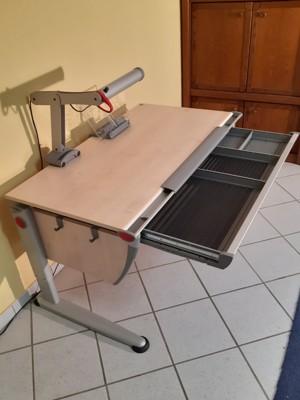 Höhenverstellbarer Jugendschreibtisch  Moll Runner Comfort   Bild 4