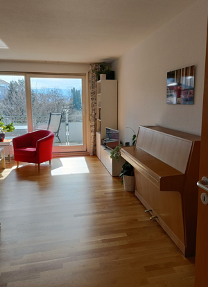 Zwischenmiete 1.-14.6.2024: gepflegte 2-Zimmer-Wohnung in Fellbach-Schmiden mit großem Blk Bild 3