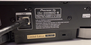 Pioneer CDJ-2000NXS2 + DJM-900NXS2 Limited Edition White Bundle (Ultra Rare) Bild 5