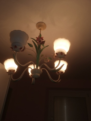 Kronleuchter-Lüster, Hänge-Lampe, 5-armig, Metall weis mit Blumen-Muster, sehr schön und dekorativ Bild 3