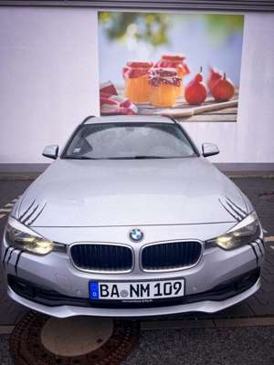BMW 318 Diesel, Automatik, 2016 , Am Scheinwerfer Foliert Bild 4