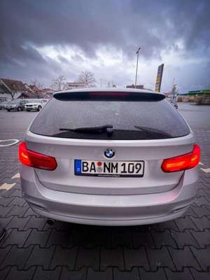 BMW 318 Diesel, Automatik, 2016 , Am Scheinwerfer Foliert Bild 5