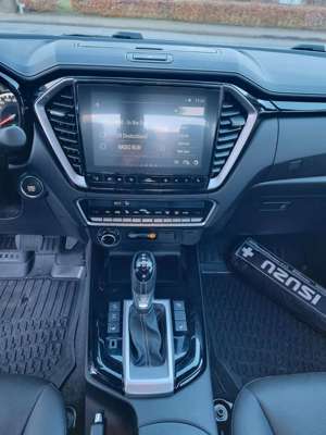 Isuzu D-Max 4WD V-CROSS Wohnkabinenvorbereitung Bild 9