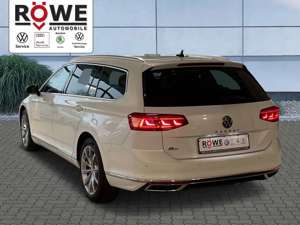 Volkswagen Passat Variant Elegance 2,0 l TDI 200 PS DSG PANO Klima Navi Bild 3