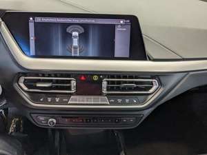 BMW 118 i M-Sport LivCoProf PDC LED Sitzhzg. MFL Bild 5