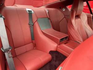 Aston Martin DB9 Coupe Touchtronic, 6.0 V12, Perlweiß Leder Red Bild 5