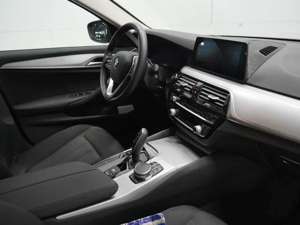 BMW 520 d xDrive Touring Steptr. / Panorama + HeadUp Bild 5