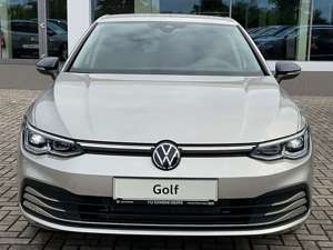 Volkswagen Golf VIII Life 1.5 eTSI DSG AHK Navi AppConnect Bild 2