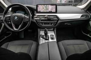 BMW 520 d Touring Navi HeadUp RKamera Sitzhzg Klima. Bild 4