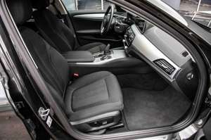 BMW 520 d Touring Navi HeadUp RKamera Sitzhzg Klima. Bild 3