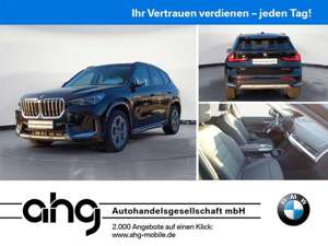 BMW X1 sDrive18d Navi PDC AHK MP3 Schn. Bild 1