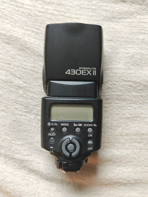  Sony RX10 IV Premium-Kompaktkamera 1" Sensor, 24-600 mm F2,8-4,0 Zeiss-Objektiv Bild 4