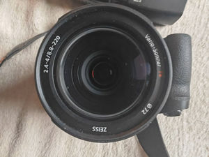  Sony RX10 IV Premium-Kompaktkamera 1" Sensor, 24-600 mm F2,8-4,0 Zeiss-Objektiv Bild 2