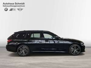 BMW 330 d xDrive M Sportpaket*ACC*Panorama*19 Zoll* Bild 2