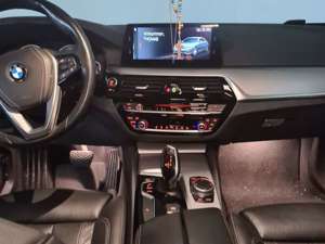 BMW 520 520d Aut. Luxury Line Bild 1