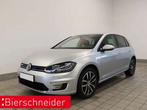 Volkswagen Golf e Comfortline NAVI LED WÄRMEPUMPE Bild 1