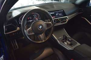 BMW 320 d xDrive M Sport PANORAMA/ASSISTANTPROF/19ZOLL Bild 5
