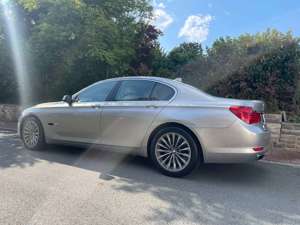 BMW 750 750Li Bild 5