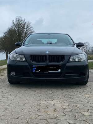 BMW 325 e90 325i mit sportauspuff VB Bild 4