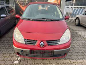 Renault Grand Scenic 1.9 dCi FAP Dynamique Bild 2
