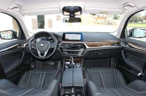 BMW 530 530i Touring Aut. Luxury Line Prof Kamera HeadUp Bild 2