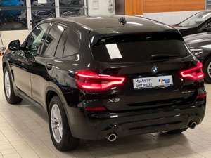 BMW X3 xDrive 30e Aut/ParkSyst/AHK/Ad.LED/SportSitze Bild 2