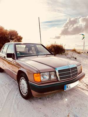 Mercedes-Benz 190 e 1.8  - Ein Liebhaberfahrzeug mit Geschichte! Bild 1