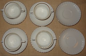 CT Wunsiedel R Bavaria Porcelain 4 Suppentassen 6 Untertassen weiß Goldrand16,5 Porzellan Servicetei Bild 1