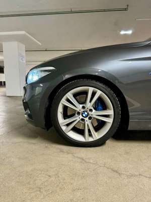 BMW 240 2er M240i xDrive Coupe Aut. LED/Navi/HK/... Bild 5