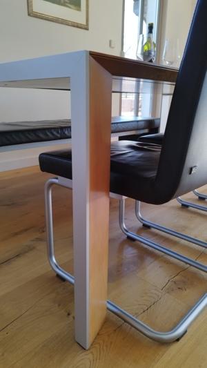 Designer-Essgruppe von Rolf Benz: Eleganter Nussholz-Tisch mit Stühlen und Sitzbank in TOP-Qualität! Bild 6