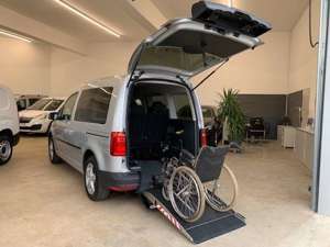 Volkswagen Caddy 1.4 Behindertengerecht Rampe nur 19.300 km Bild 2