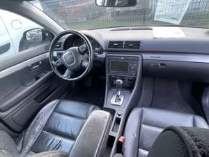 Audi A4 2.0 T FSI quattro // Mototrschaden// Automatik// Bild 5