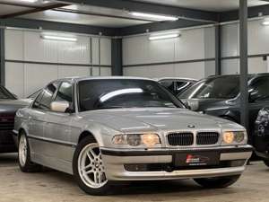 BMW 750 i E38 INDIVIDUAL SPORT-PAKET*SBLF*MSGE*ACC Bild 1