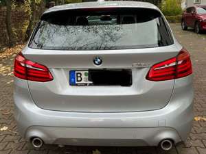 BMW 218 mitGarantie 218d ActiveTourer Unfallfrei Bild 4