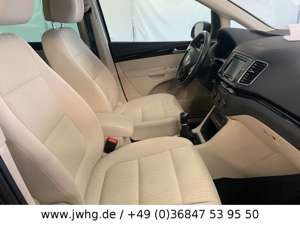 SEAT Alhambra Style Navi 17" Kamera StHz DAB+ Carplay Bild 3