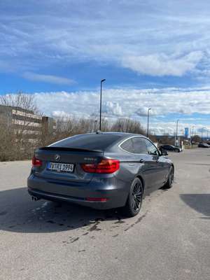 BMW 330 330d xDrive Aut. Luxury Line Bild 2