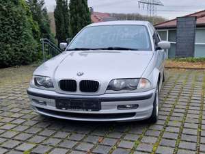 BMW 320 ⭐️ 320i, Xenon, Teilleder, Sportsitze ⭐️