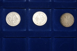 3 x 2 DM Münzen, Adenauer, Erhard, Plank Bild 2