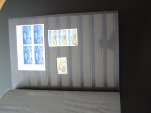 Neue Briefmarkenalben, rot Bild 5