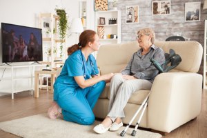 Pflegekraft - Liebevolle 24-Stunden Pflege & Betreuung, Seniorenbetreuung, Haushaltshilfe 24 7 Bild 3