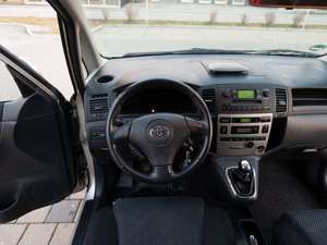 Toyota Corolla Verso 1.6 Bild 5
