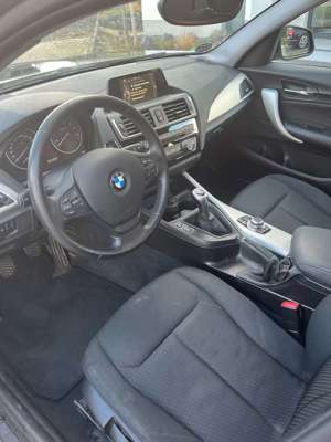 BMW 116 116i Advantage Bild 3