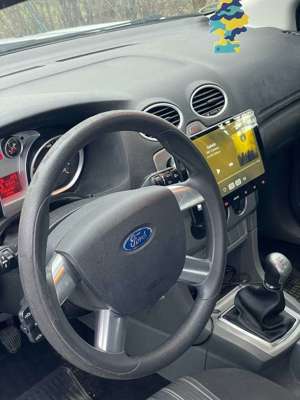 Ford Focus 1.4 16V Concept Bild 5