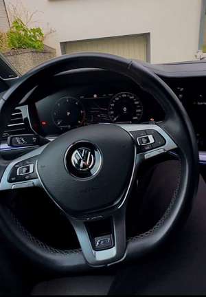 Volkswagen Touareg 3.0 V6 TDI 4Motion Bild 5