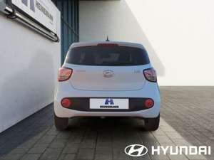 Hyundai i10 1.0 YES! Klima|SHZ|LHZ|8-Fach bereift Bild 5