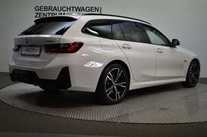BMW 330 e Touring M Sport Pro NEUES Modell+TOP Ausst. Bild 2