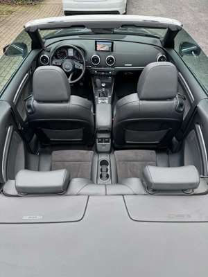 Audi A3 Cabrio ** 8fach ** wenig KM ** Bremsen NEU Bild 5