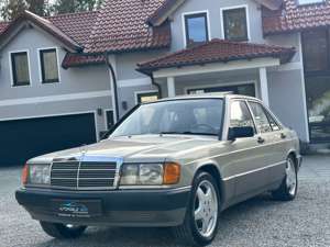 Mercedes-Benz 190 E 1.8 *AUTOMATIK*SITZHEIZUNG*OLDTIMER*TOP GEPFLEGT